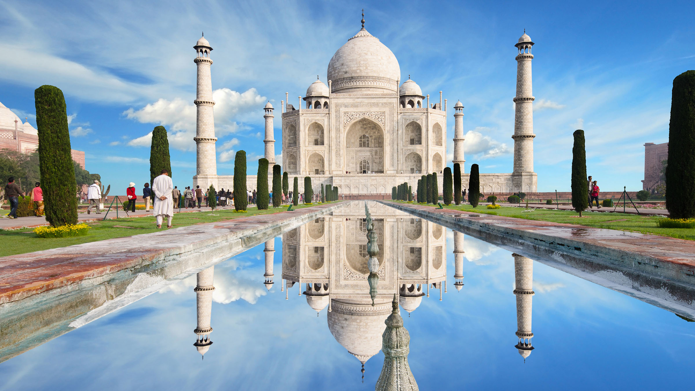 Kisah Dibalik Berdirinya Taj Mahal - Salah Satu Keajaiban Dunia
